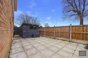 Photo 17- click for photo gallery